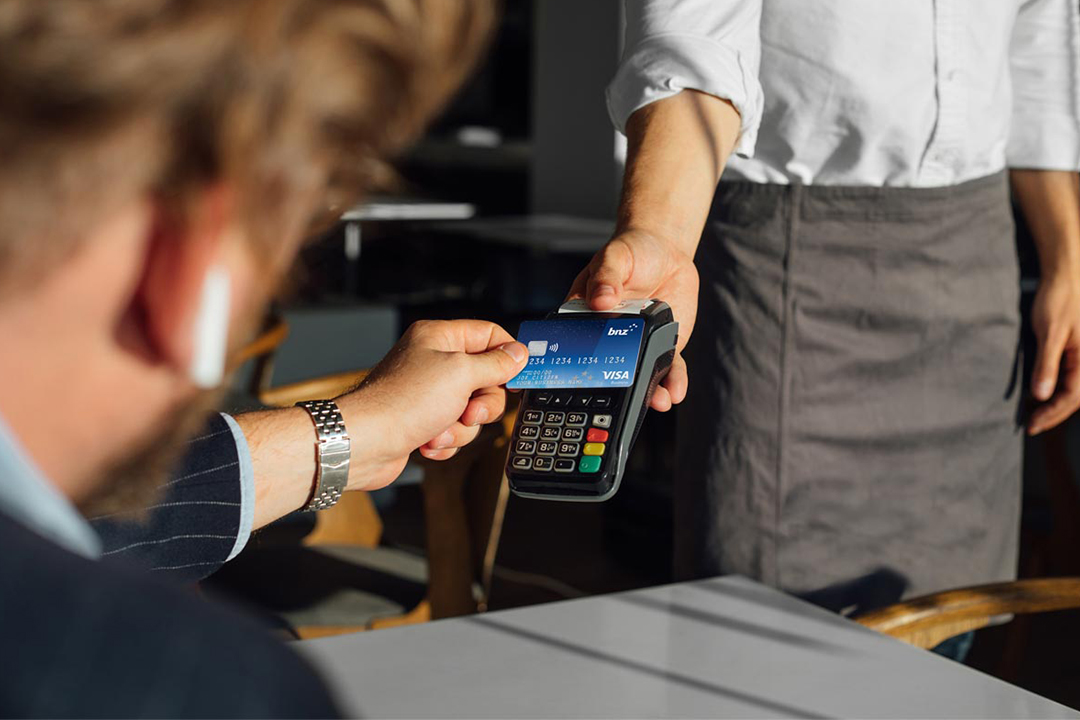 Sem Título 1 0001 When and when not to use your credit card